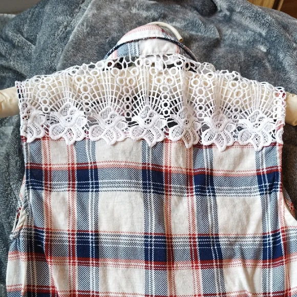 Stella Tweed Red and Blue Plaid Sleeveless Shirt with Lace - Picture 3 of 4